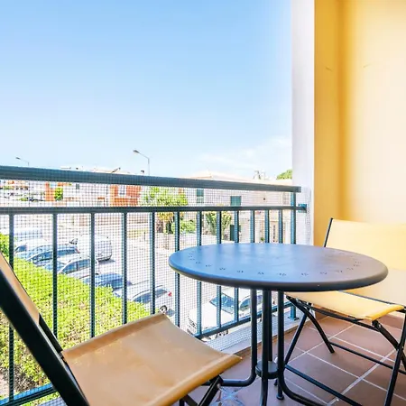 Appartement One Bed Amazing Sunset With Garage , Pool & Lift, Center Algarve